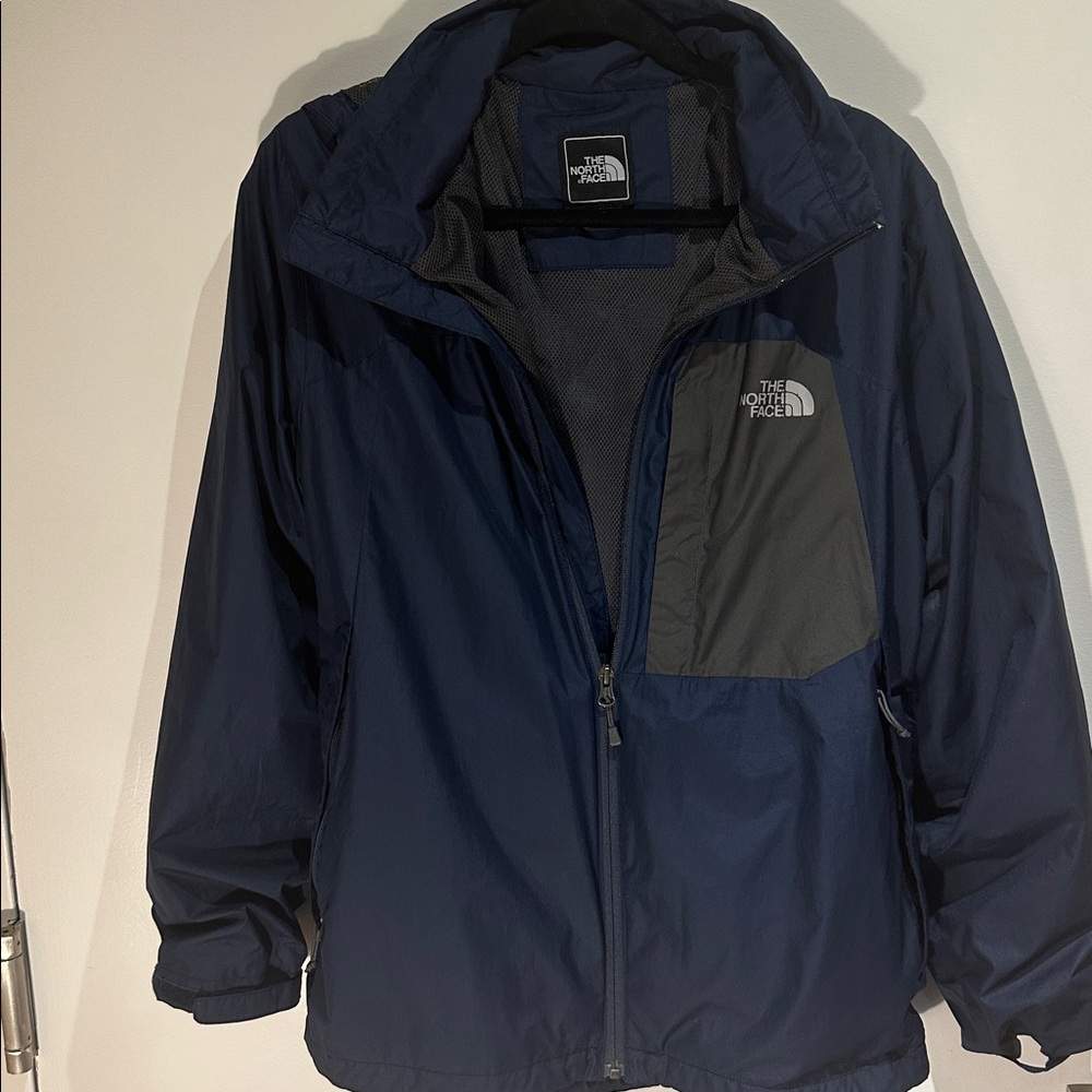 The North Face Men's Navy and Gray Windbreaker